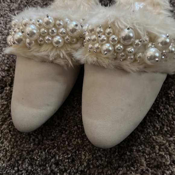 Adorable Faux Fur & Pearl White Slip Ons - Picture 2 of 4